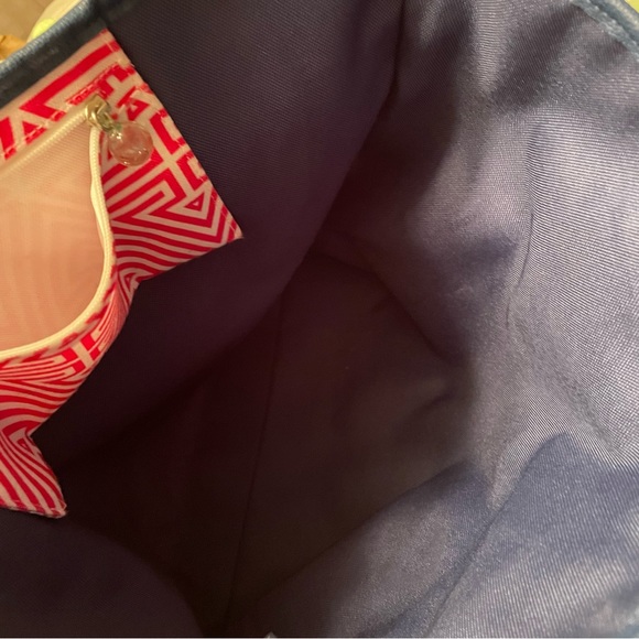 EUC - Clinique Carry All Bag in Pink/Green - Picture 2 of 3